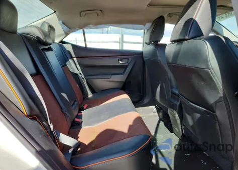 2017 Toyota Corolla L z USA, uszkodzony, nr VIN 5YFBURHE2HP595386